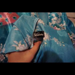 Simplicity Intimates & Sleepwear - Bridesmaid Flowery Robe / Duster by Simplicity Simplicity Intimates & Sleepwear - Bridesmaid Flowery Robe / Duster by Simplicity